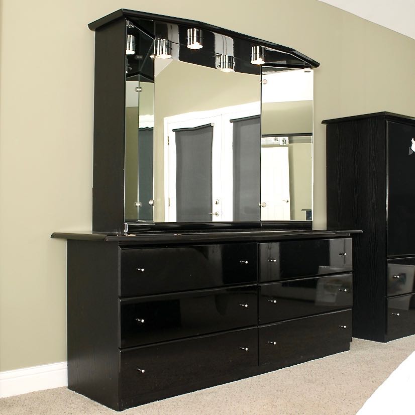 Millenium Black Lacquer Dresser with Mirror EBTH